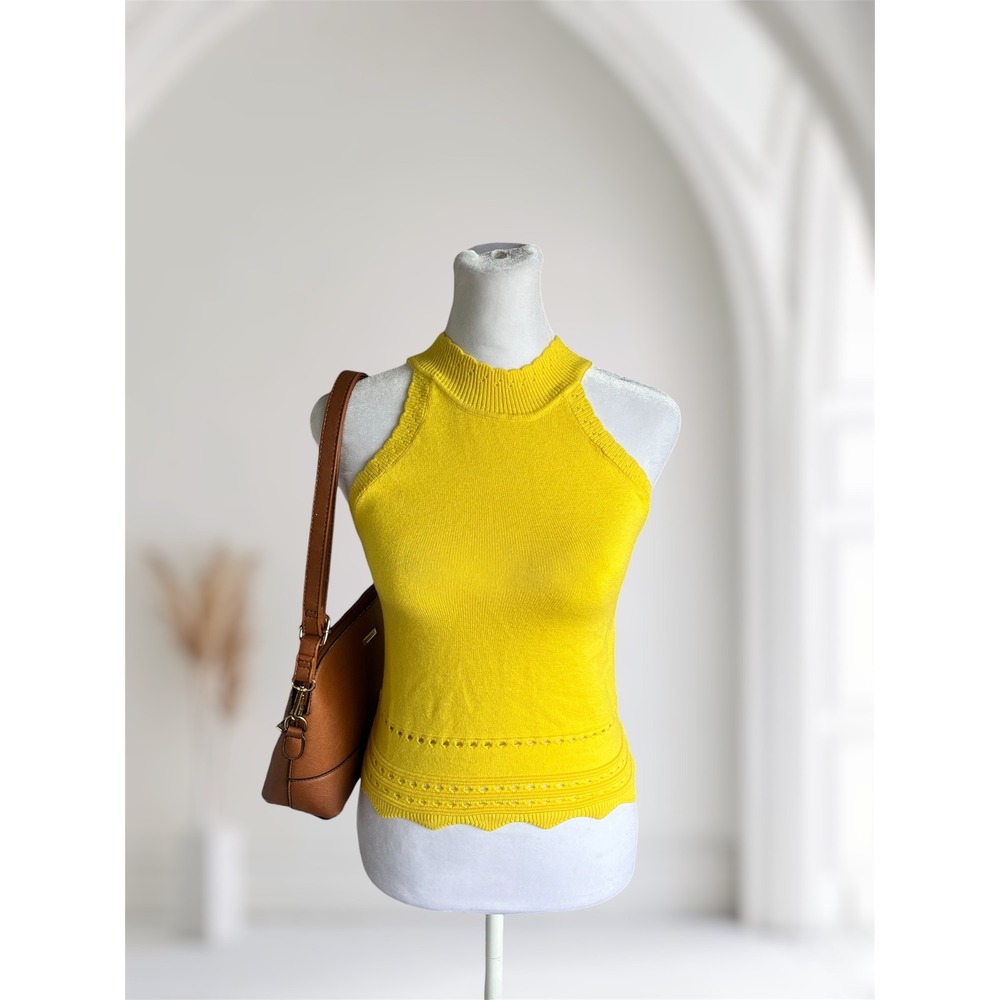 Sleeveless High Neck Knit Tank Top with Scalloped Hem Detail